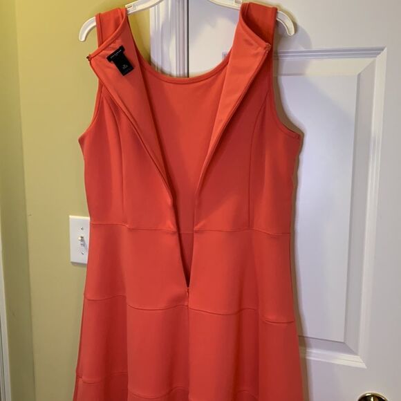 Ann Taylor size 12 coral sleeveless dress - Picture 6 of 8